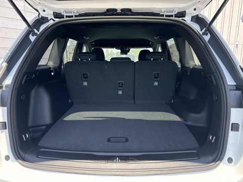 New 2026 Jeep Grand Cherokee Laredo image 26