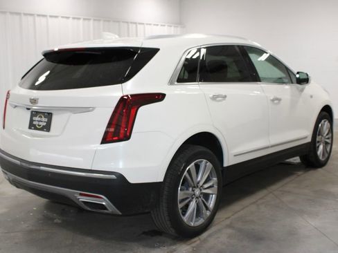Used 2024 Cadillac XT5 Premium Luxury FWD image 9