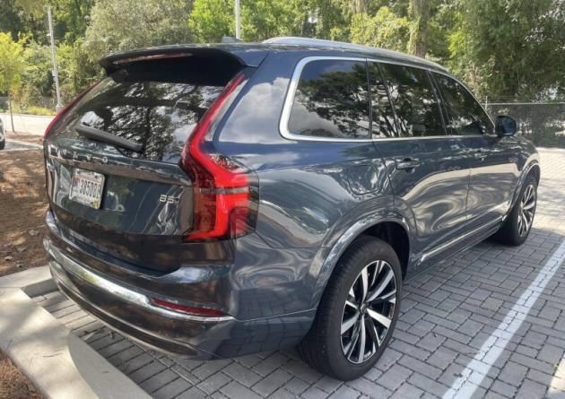 Used 2026 Volvo XC90 B5 Core AWD/4WD image 4