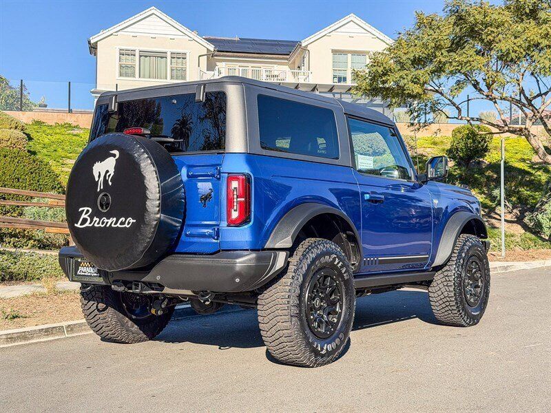 Used 2021 Ford Bronco First Edition AWD/4WD image 6