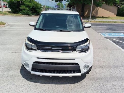 Used 2017 Kia Soul + FWD image 8