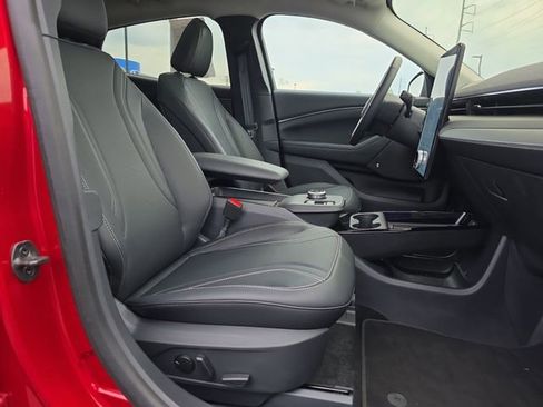 Used 2022 Ford Mustang Mach-E Premium RWD image 15