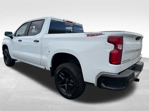 Used 2021 Chevrolet Silverado 1500 LT Trail Boss w/ Convenience Package II image 24