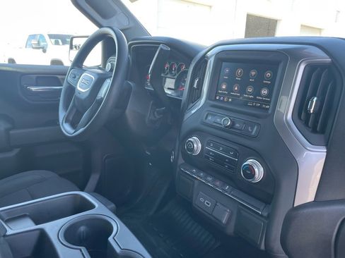 Used 2024 GMC Sierra 1500 Pro w/ Pro Value Package image 28