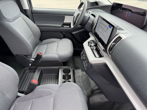 New 2026 Ford Expedition XL AWD/4WD image 13