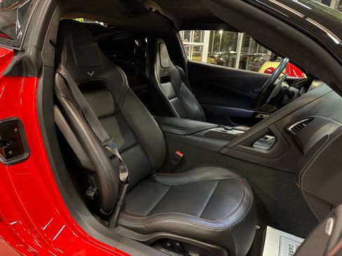 Used 2017 Chevrolet Corvette Stingray Z51 image 23