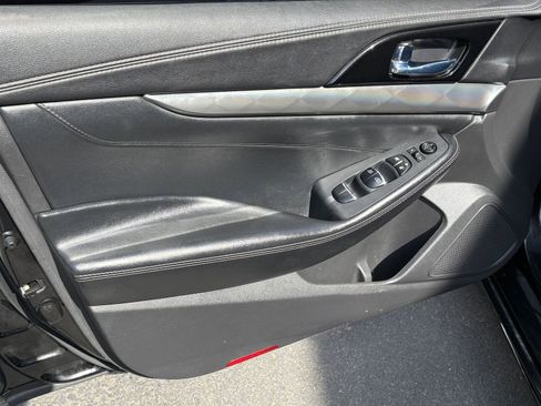 Used 2021 Nissan Maxima 3.5 SV w/ Floor Mat Group FWD image 16