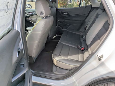 New 2026 Chevrolet Trax ACTIV w/ Driver Confidence Package image 13