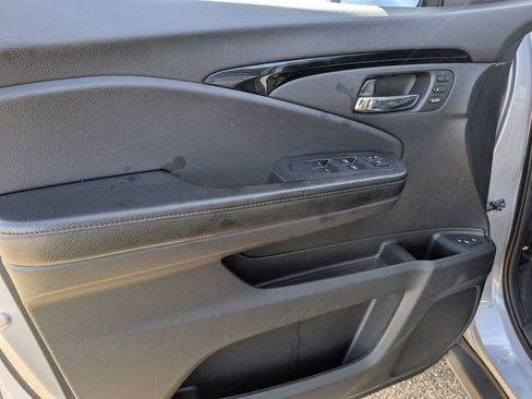 Used 2019 Honda Passport Touring image 13