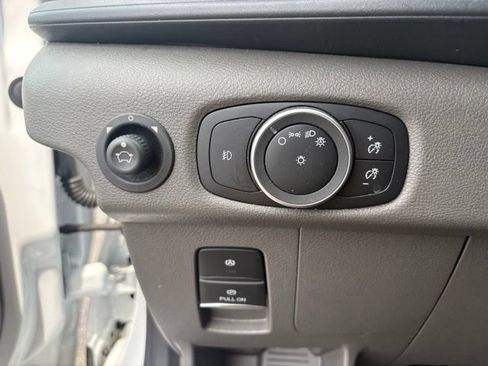 Used 2025 Ford Transit 250 Low Roof w/ Exterior Upgrade Package RWD image 31