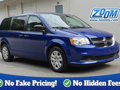 Used 2019 Dodge Grand Caravan SE w/ UConnect Hands-Free Group