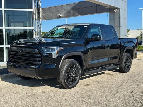 Used 2026 Toyota Tundra Limited AWD/4WD image 8