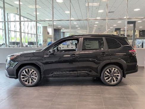 New 2026 Subaru Forester Touring AWD/4WD image 2