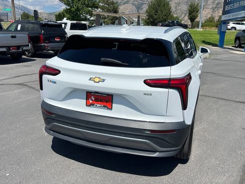 Used 2024 Chevrolet Blazer EV LT AWD/4WD image 9