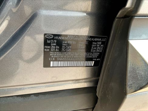 Used 2020 Hyundai Santa Fe Limited FWD image 18