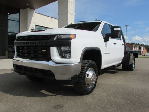 Used 2021 Chevrolet Silverado 3500 W/T w/ WT Convenience Package image 2