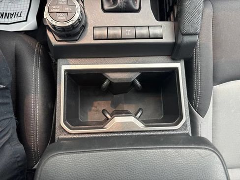 Used 2024 Toyota Tacoma TRD Off-Road AWD/4WD image 20
