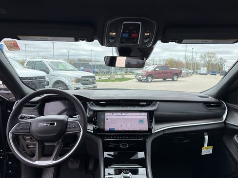 New 2026 Jeep Grand Cherokee L 4WD image 27