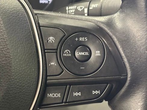 Used 2024 Toyota Corolla SE w/ SE Premium Package FWD image 17