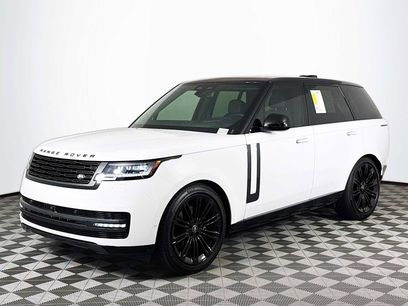 Used 2025 Land Rover Range Rover SE