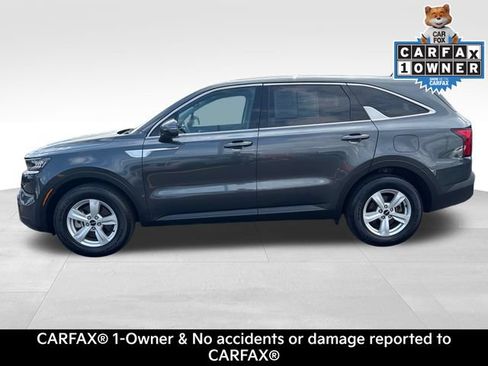 Used 2023 Kia Sorento LX FWD image 4