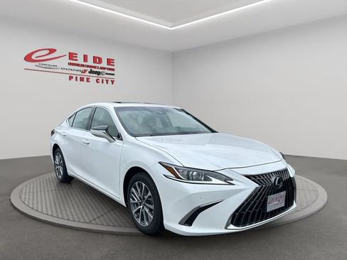 Used 2023 Lexus ES 250 w/ Premium Package AWD/4WD image 12