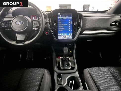 Used 2025 Subaru Forester Premium image 15