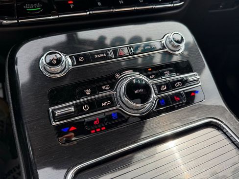 Used 2023 Lincoln Nautilus Reserve w/ Equipment Group 202A image 23