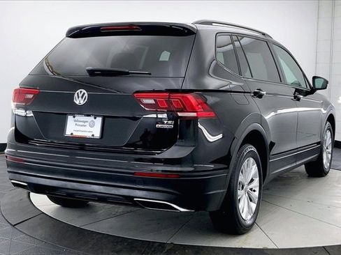 Used 2018 Volkswagen Tiguan S image 13