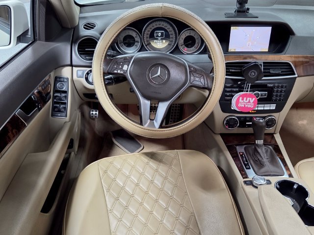 Used 2012 Mercedes-Benz C 300 4MATIC Sedan w/ Multimedia Pkg image 7