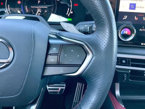 Used 2024 Lexus RX 500h F Sport image 24