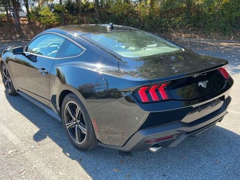 Used 2024 Ford Mustang Coupe image 43