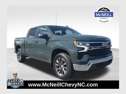 Used 2025 Chevrolet Silverado 1500 LT AWD/4WD image 1