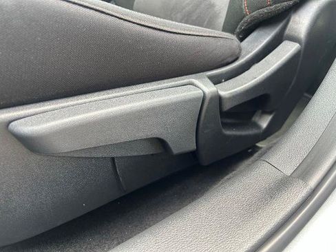 Used 2025 Nissan Sentra SR FWD image 16