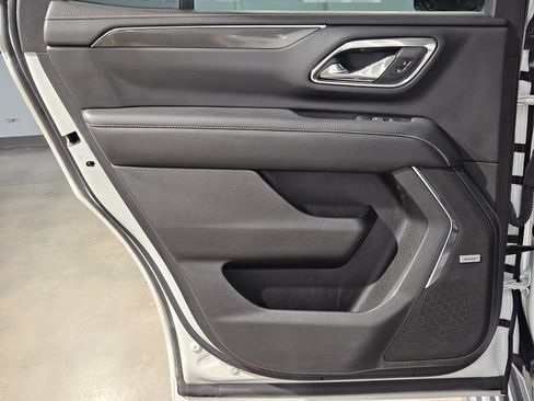 Used 2023 GMC Yukon AT4 w/ AT4 Premium Plus Package AWD/4WD image 35