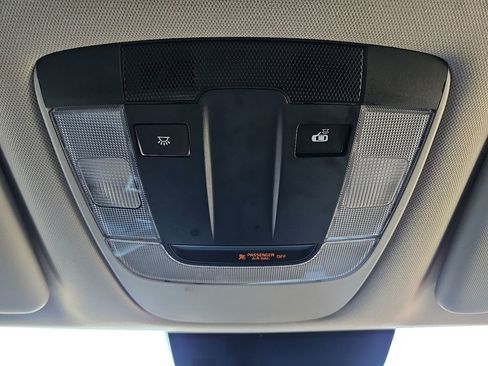 Used 2025 Kia Sportage LX image 28