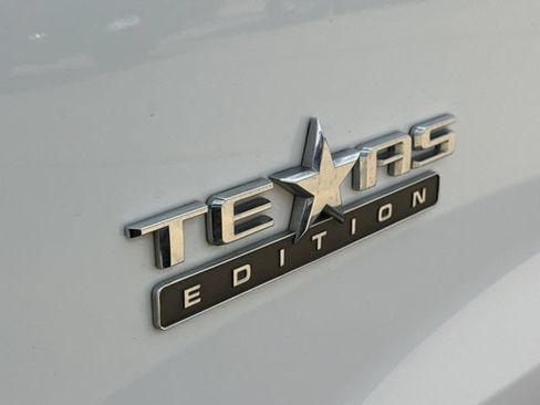 Used 2019 Chevrolet Silverado 1500 LTZ w/ LTZ Texas Edition AWD/4WD image 6