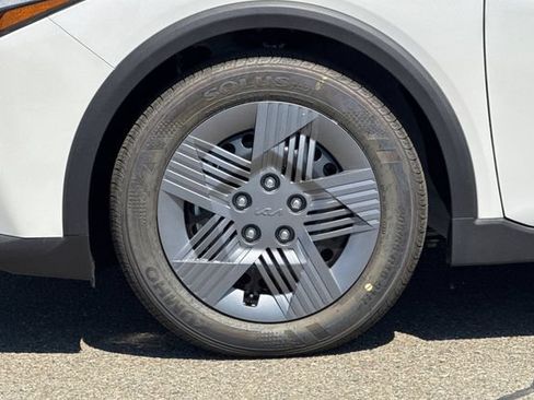 New 2026 Kia K4 FWD image 33