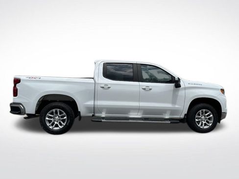Used 2023 Chevrolet Silverado 1500 LT AWD/4WD image 7