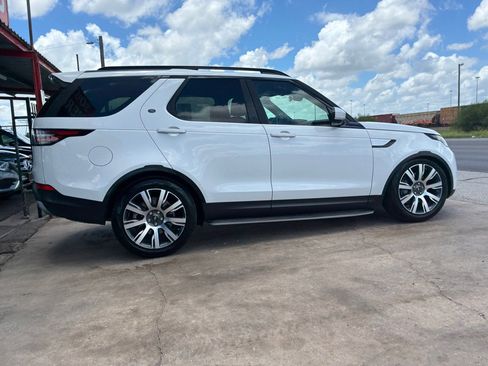 Used 2018 Land Rover Discovery HSE Luxury AWD/4WD image 8
