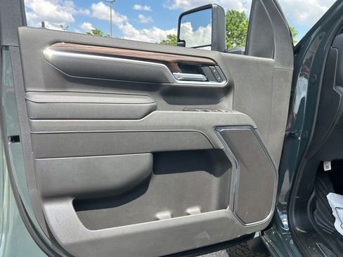 New 2026 Chevrolet Silverado 2500 LT w/ Trail Boss Package AWD/4WD image 11