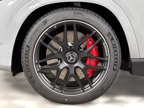 New 2026 Mercedes-Benz GLE 63 AMG S image 12