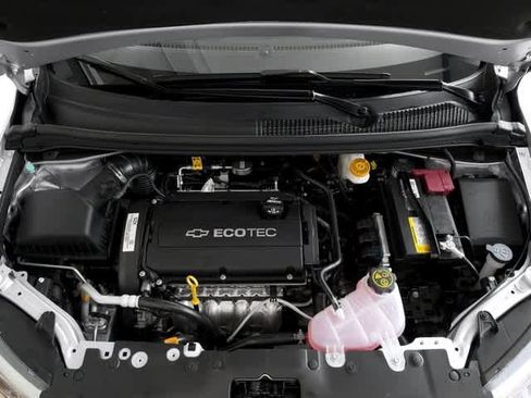 Used 2017 Chevrolet Sonic LT w/ Convenience Package image 13