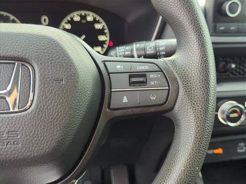 Used 2025 Honda CR-V EX image 13