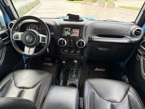 Used 2017 Jeep Wrangler Unlimited Sahara w/ Quick Order Package 24E Chief AWD/4WD image 20