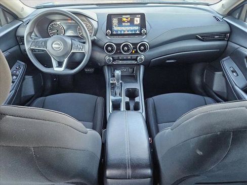 Used 2024 Nissan Sentra SV image 17