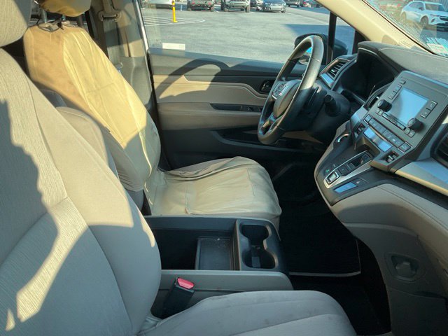Used 2018 Honda Odyssey LX image 4