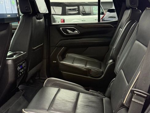 Used 2021 Chevrolet Tahoe Premier image 17