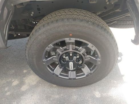 Used 2024 Ford F250 Lariat w/ Lariat Ultimate Package image 11