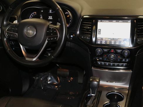 Used 2020 Jeep Grand Cherokee Limited X image 21